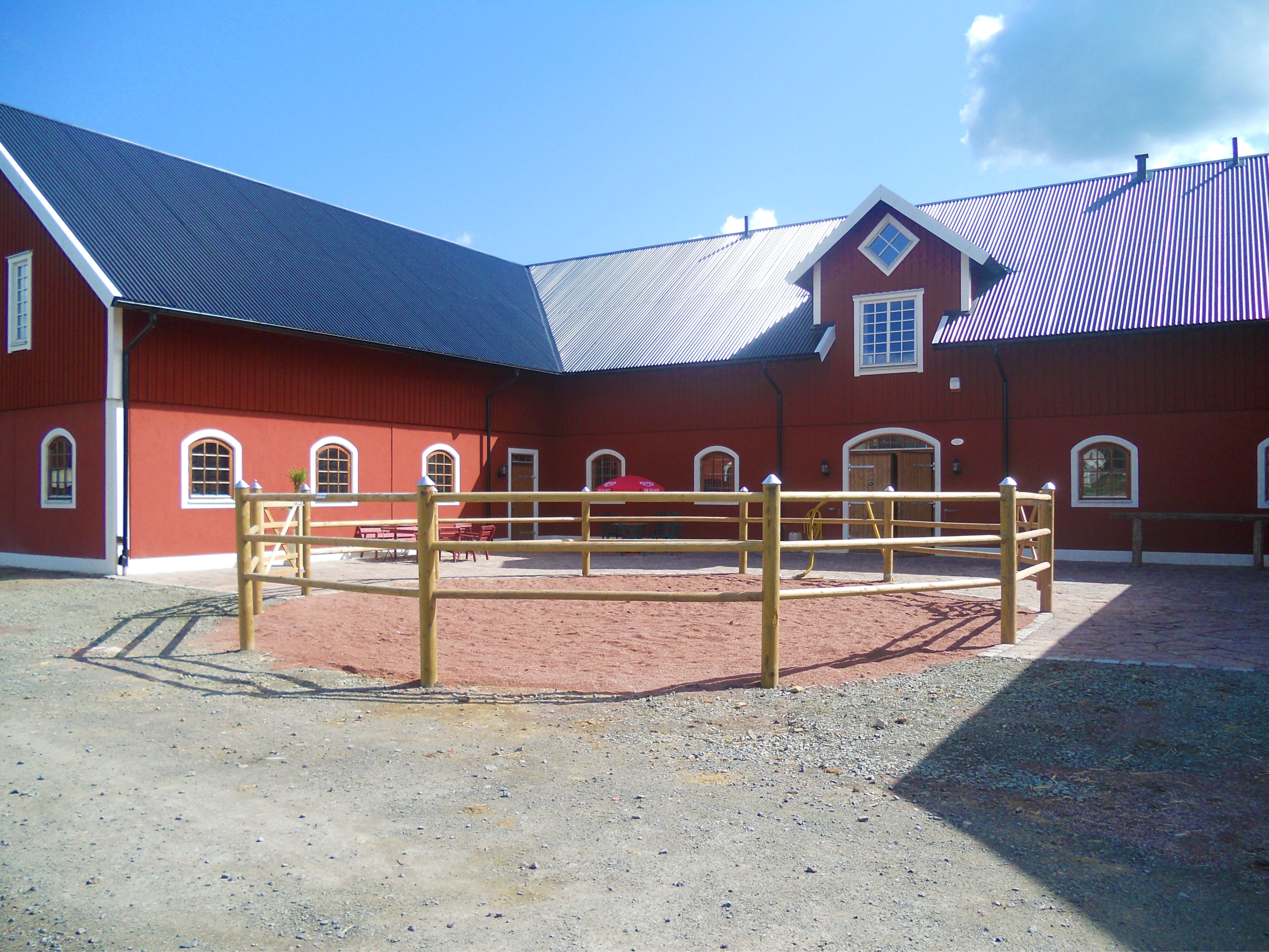 Bashults Gård